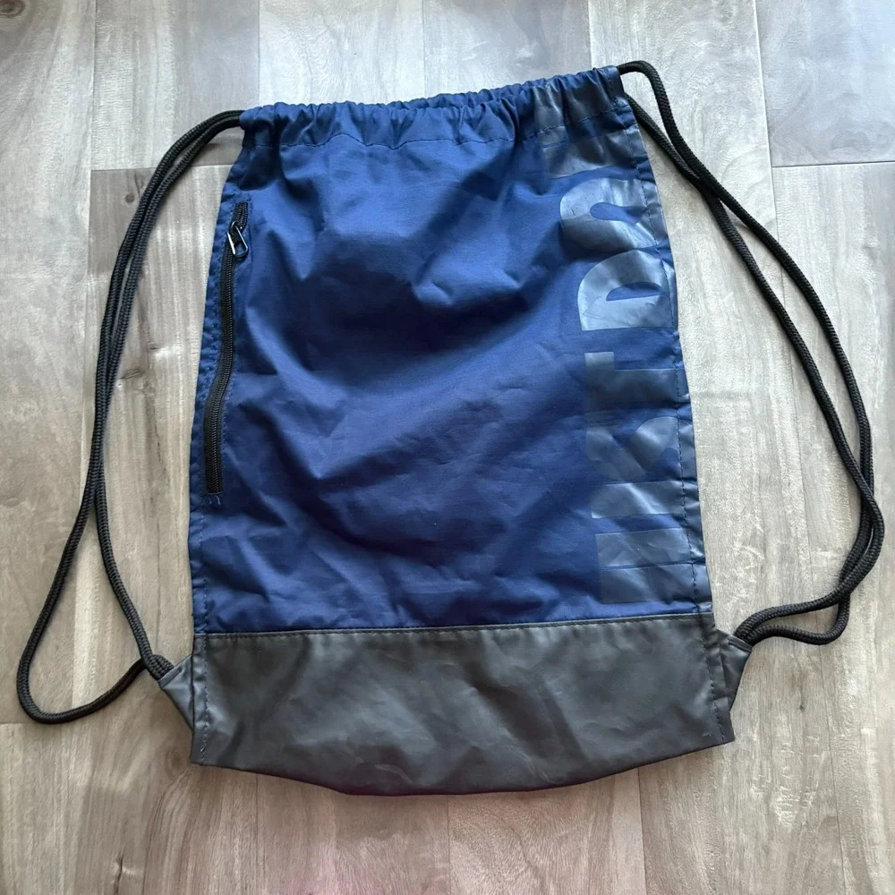 Nike Navy Drawstring Gym Bag 17